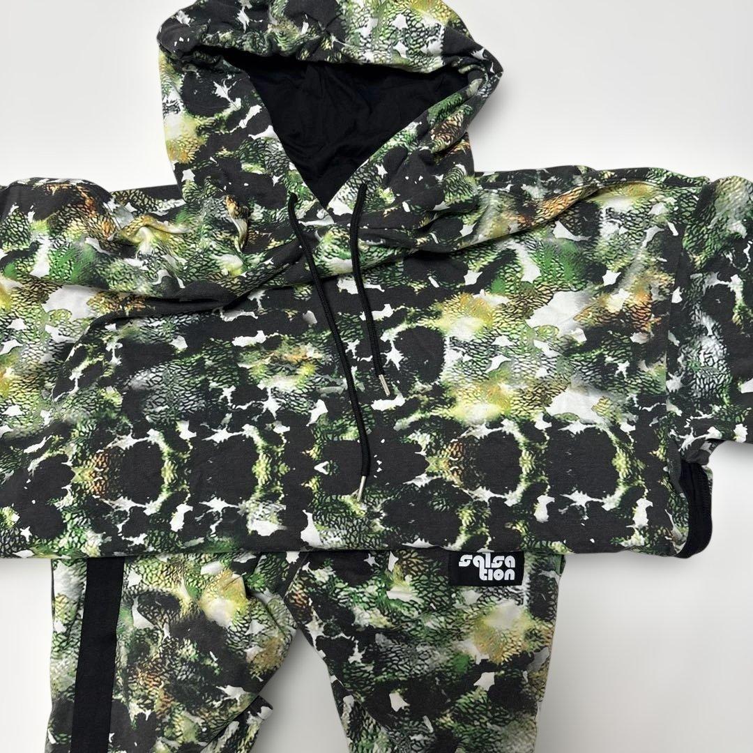サルセーション　カモフラージュパターン フード付きパーカー上下セット