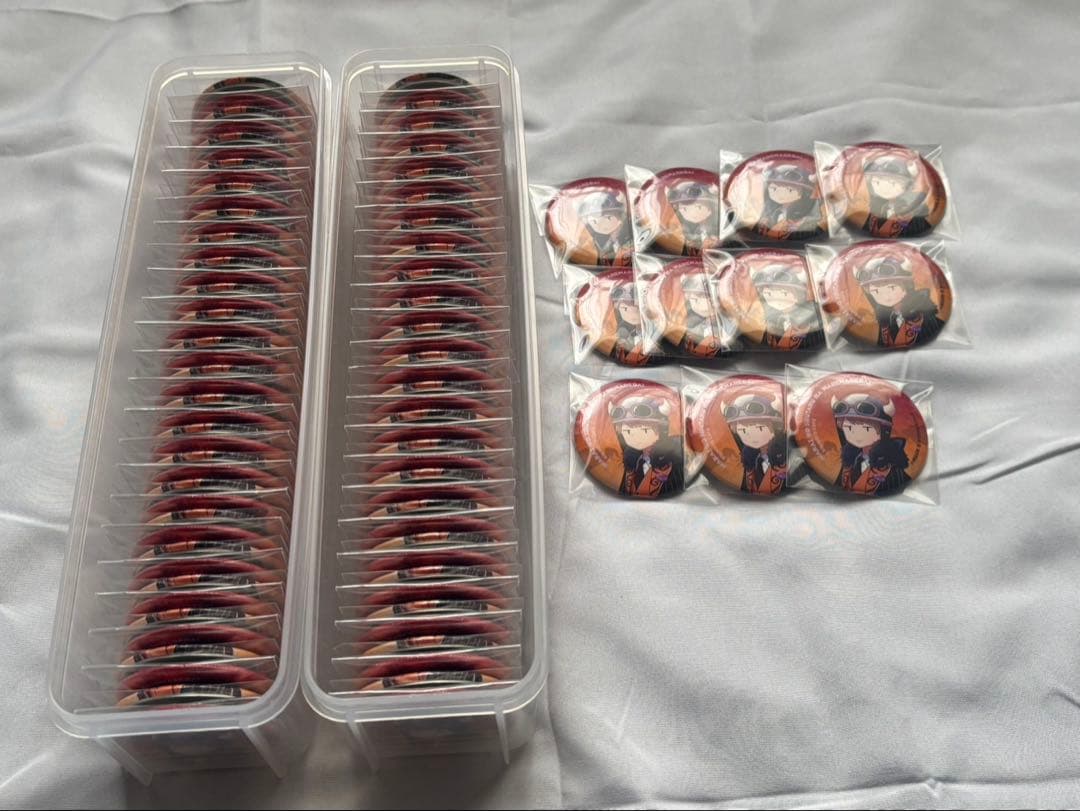 魔界の主役は我々だ！　ショッピ　缶バッジ99点セット売り