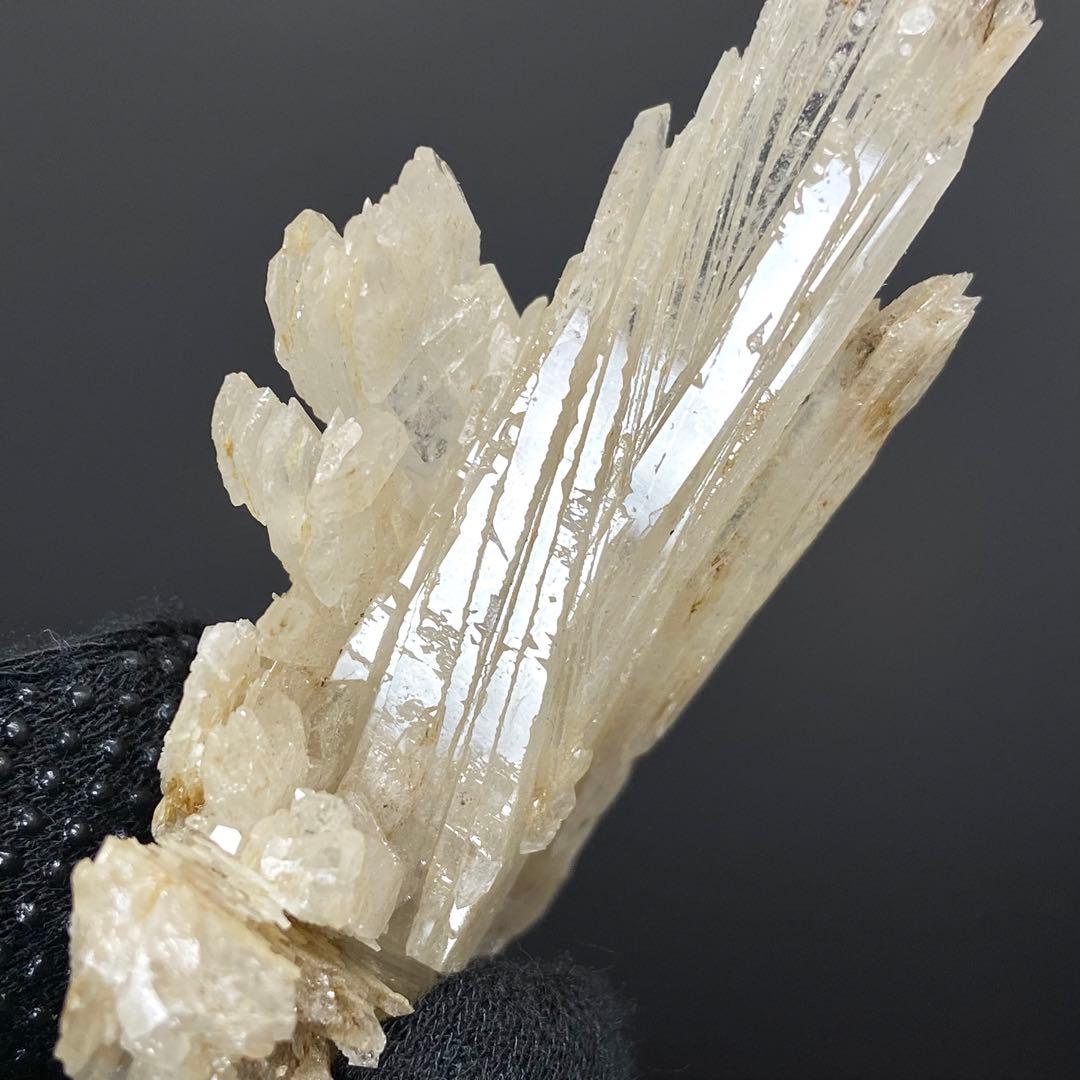 インターフェレンスクォーツ　成長干渉水晶　鉱物標本　ダルネゴルスク産　ストーン