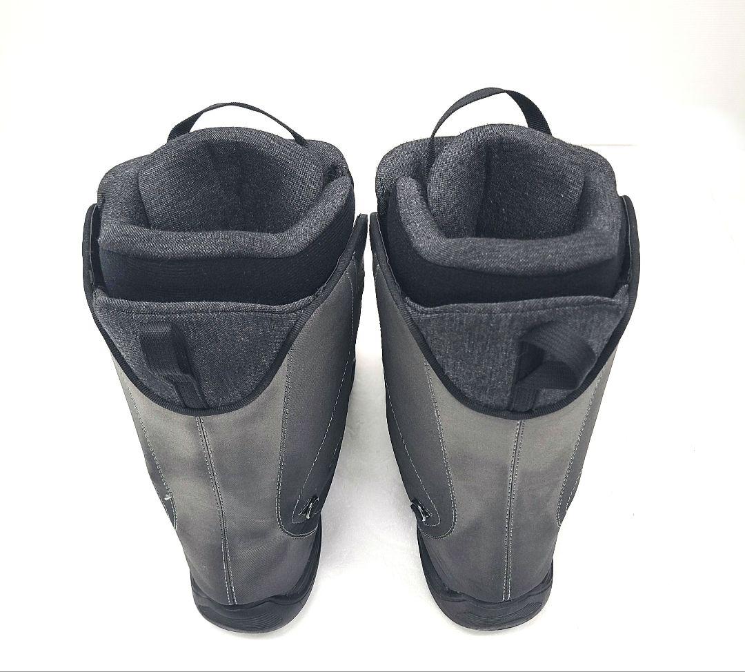 美品 スノーボードブーツ 28cm キスマーク BOAダイヤル式 28センチ