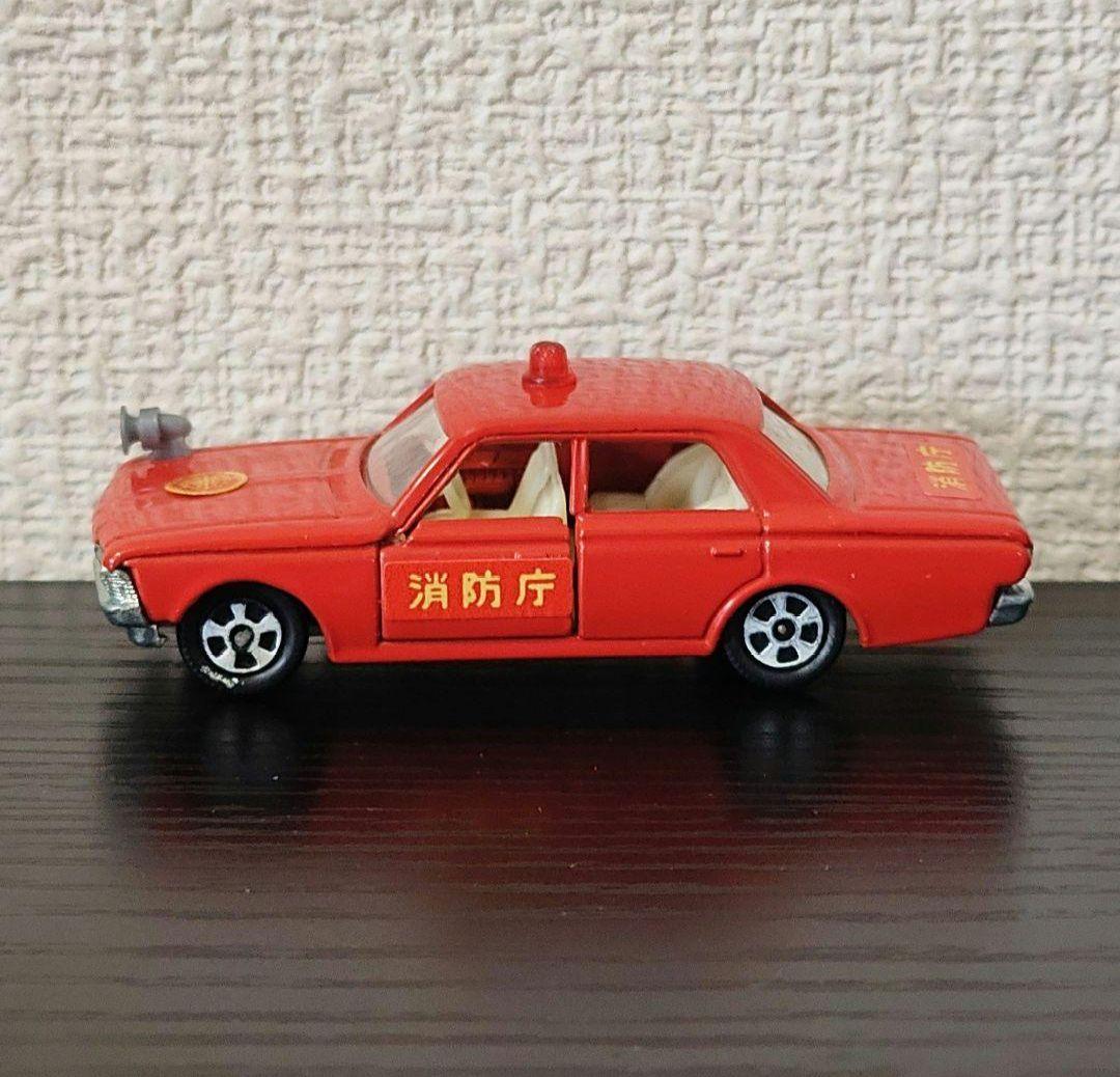 TOMICA　トミカ　ファイヤーチーフカー　1Aホイール　銀サイレン　箱付き