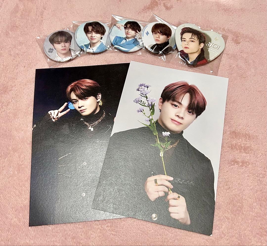 JO1 鶴房汐恩 グッズまとめ売り トレカ 缶バッジ アクスタ ぬいぐるみ