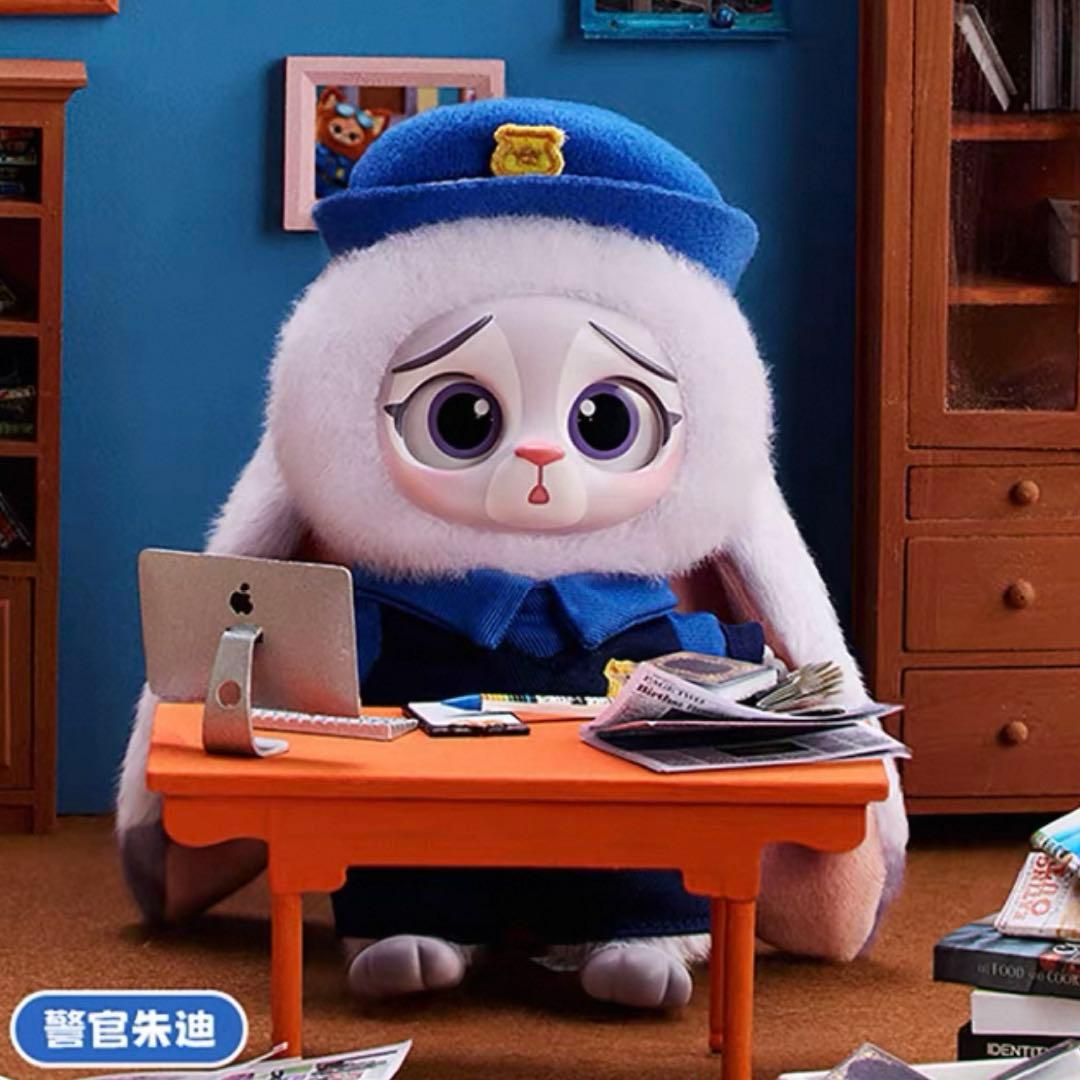 MINISO ディズニー　ズートピア　マスコット　ジュディ　ニック　警官 2点