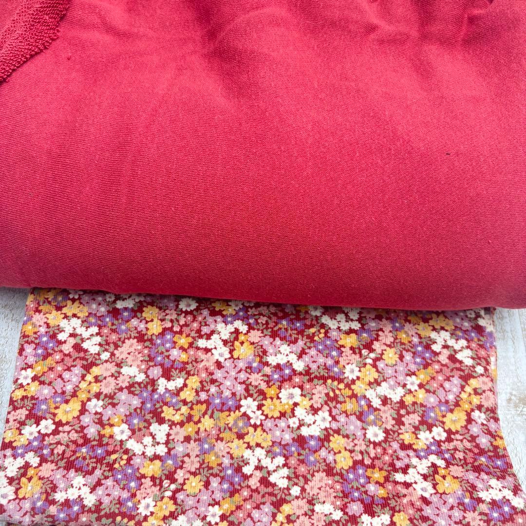 【オーダーページ】犬服　ピンク薄起毛ニット×花柄ツーピース