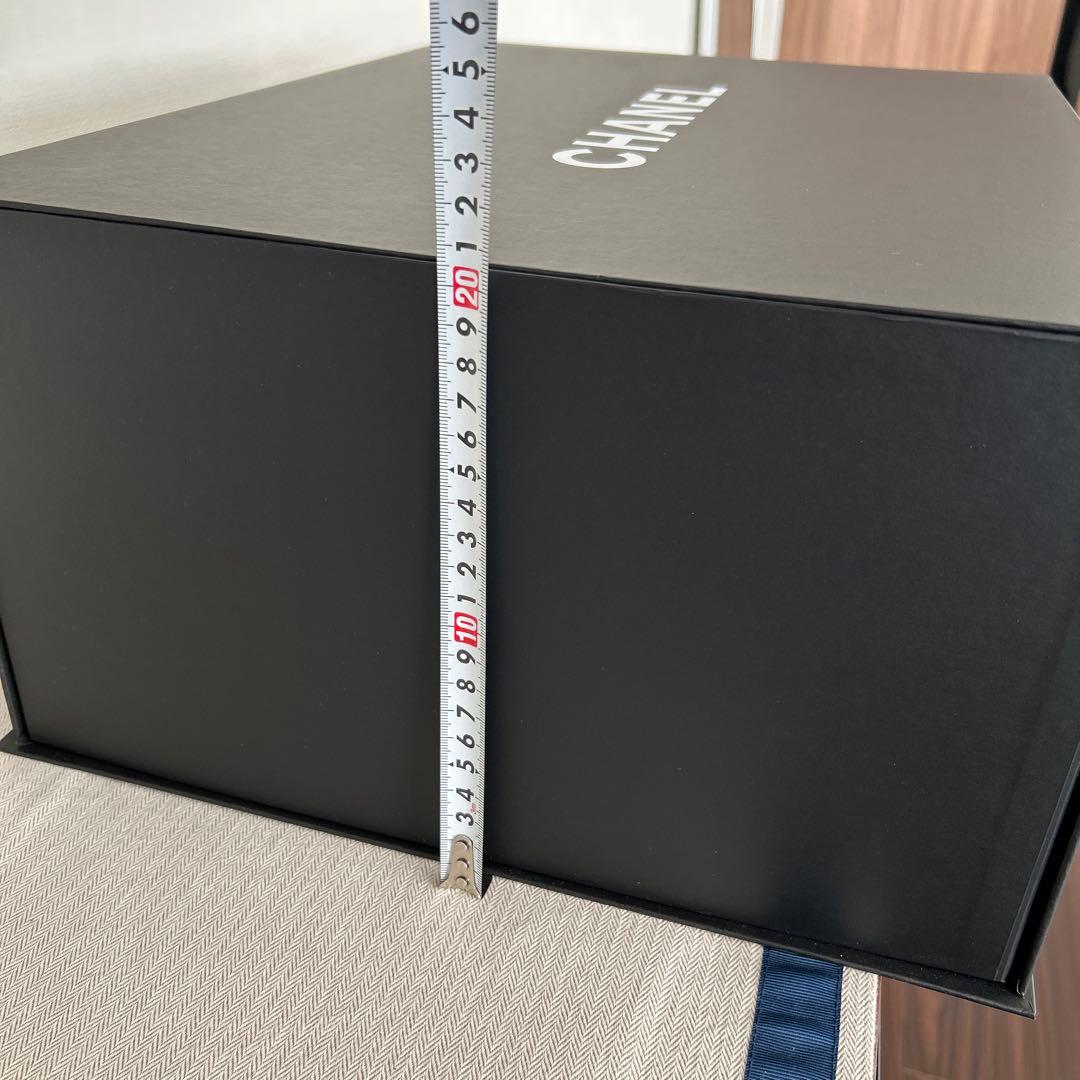 シャネル　ギフト箱　マグネット式ボックス ブラック特大　CHANEL薄紙つき