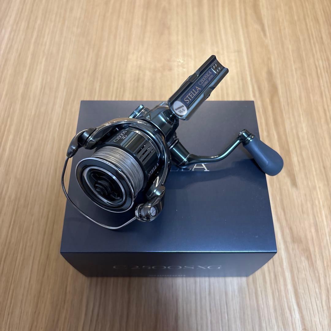 シマノ　22 ステラ　c2500sxg 【やや傷あり】