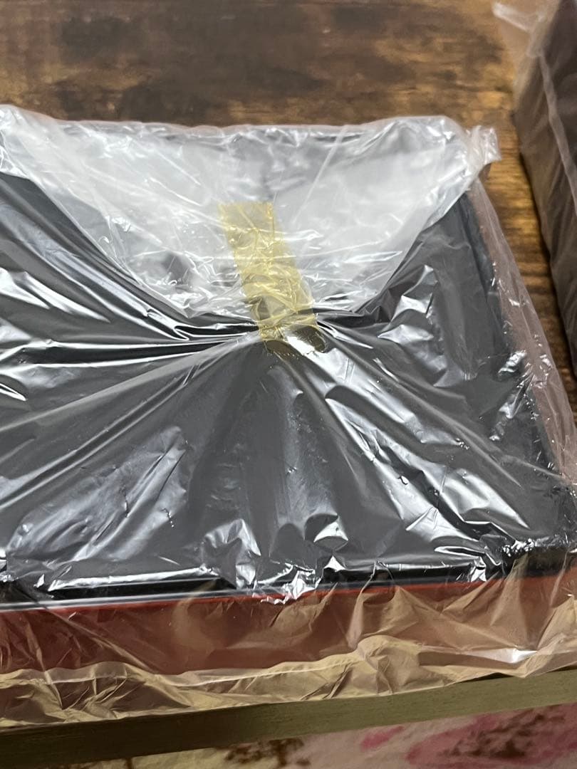 非売品　未使用　サンリオ　Sanrioハローキティ ミニ重箱 3セット！ヤクルト