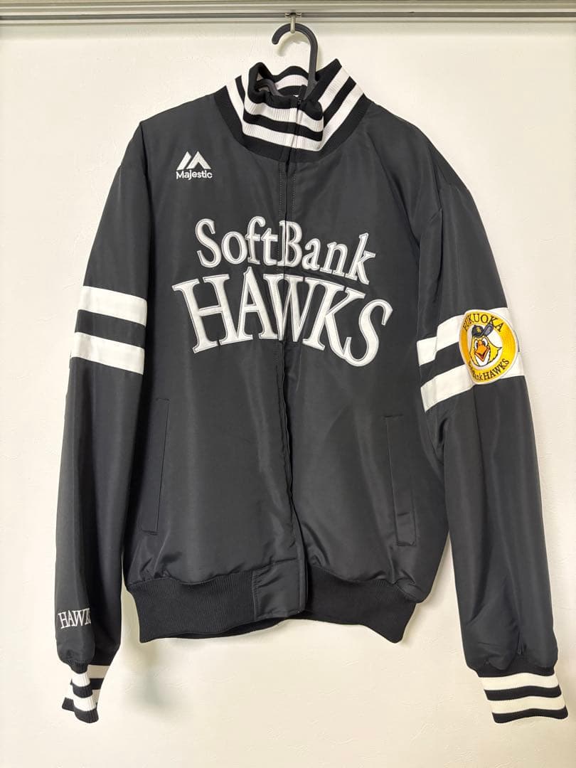 ソフトバンクホークス ブラックジャケット　Lサイズ