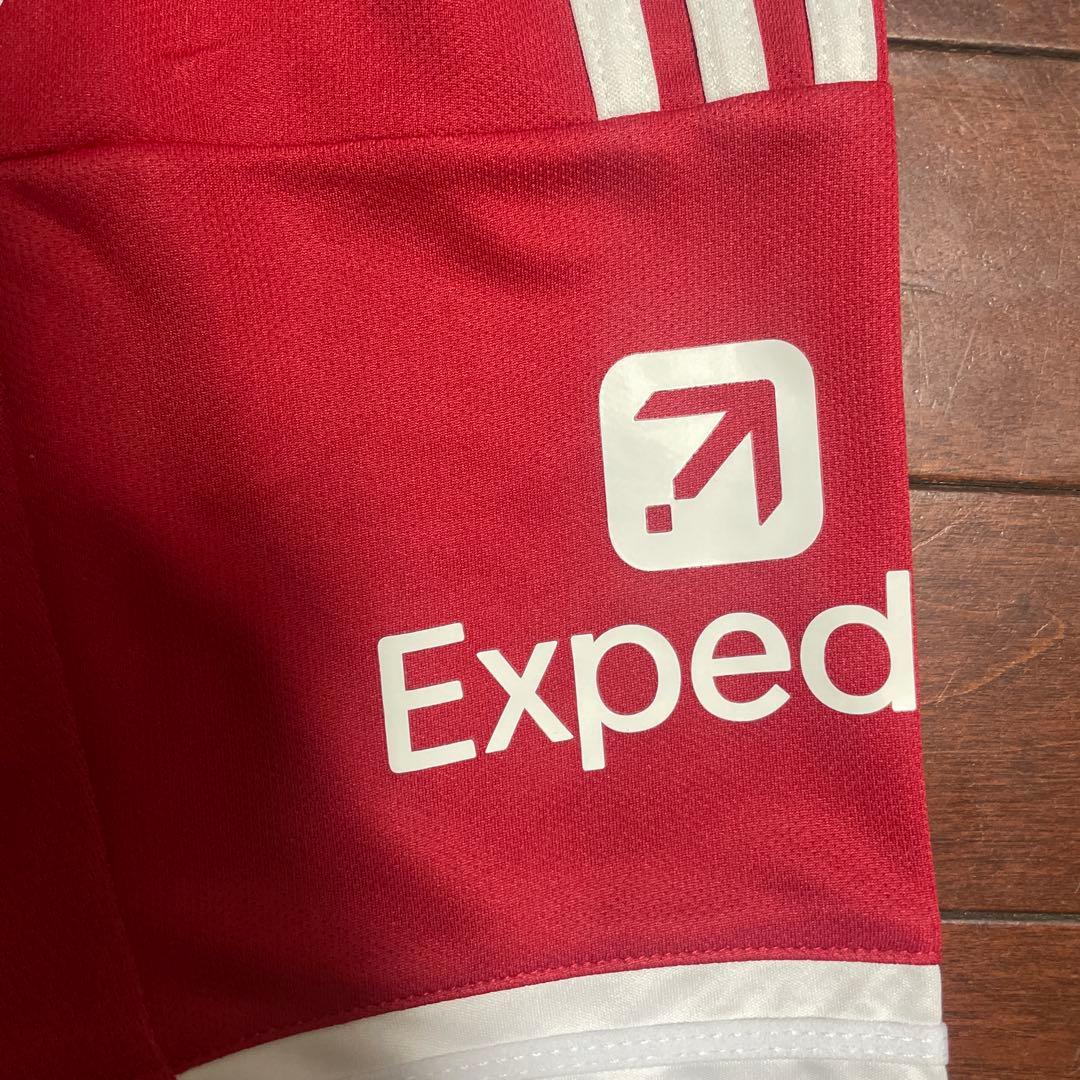 リバプール　ヴィルツ　ユニフォーム