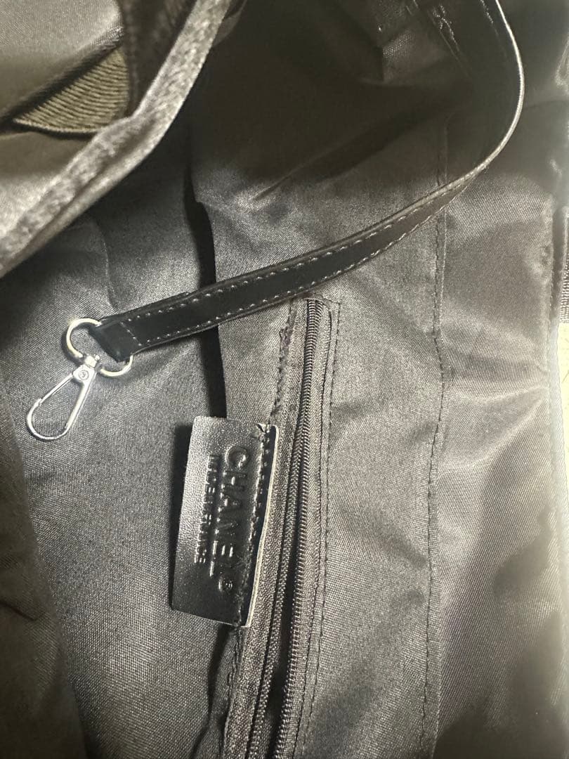 CHANEL☆新品未使用ノベルティトートバッグナイロン素材化粧コスメポーチ付き黒