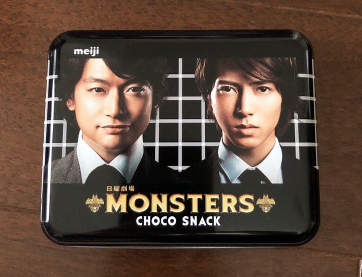 MONSTERS香取慎吾山下智久　マグネット&バッジセット