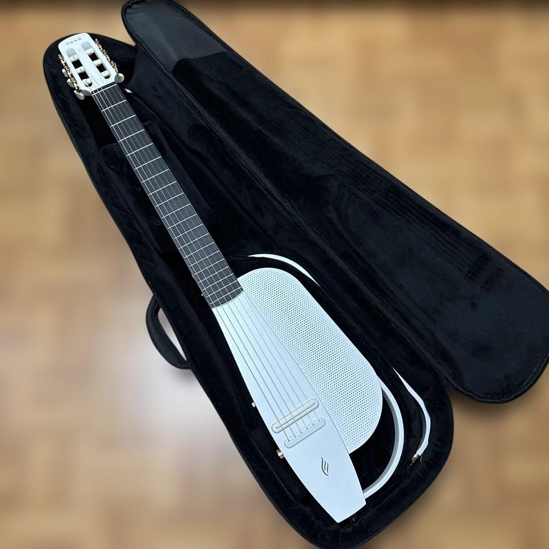 Enya NEXG 2N クラシックギター　エレガット　各種備品、新品弦付属