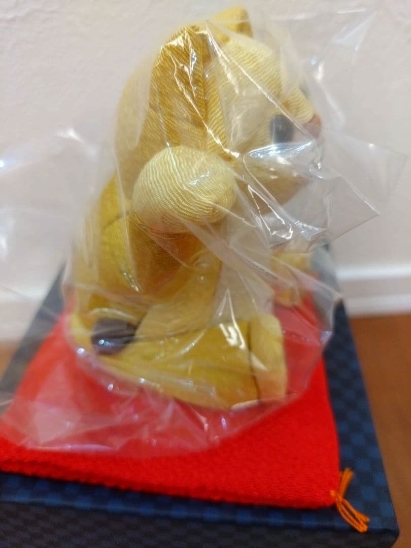 新品未使用　柿沼人形　江戸木目入　限定　招きライオン赤座布団　商売繁盛　縁起物