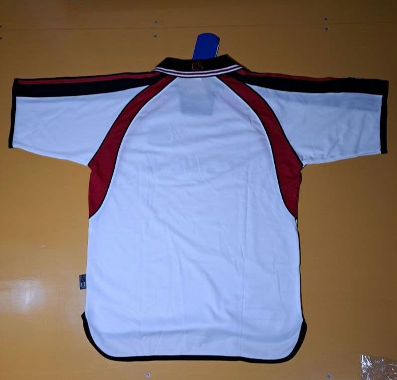 コンサドーレ札幌 【タグ付】アウェイユニ2001