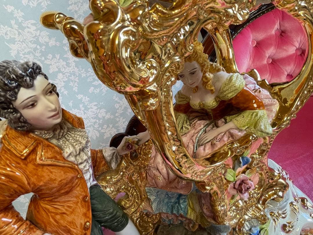 カポディモンテ？大型　ロココ バロック陶磁器 フィギュリン