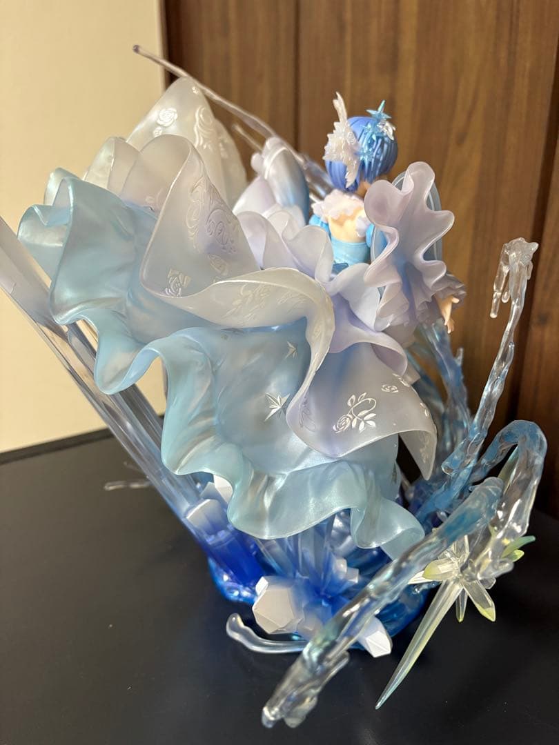 渋谷スクランブルフィギュア レム Crystal Dress Ver．