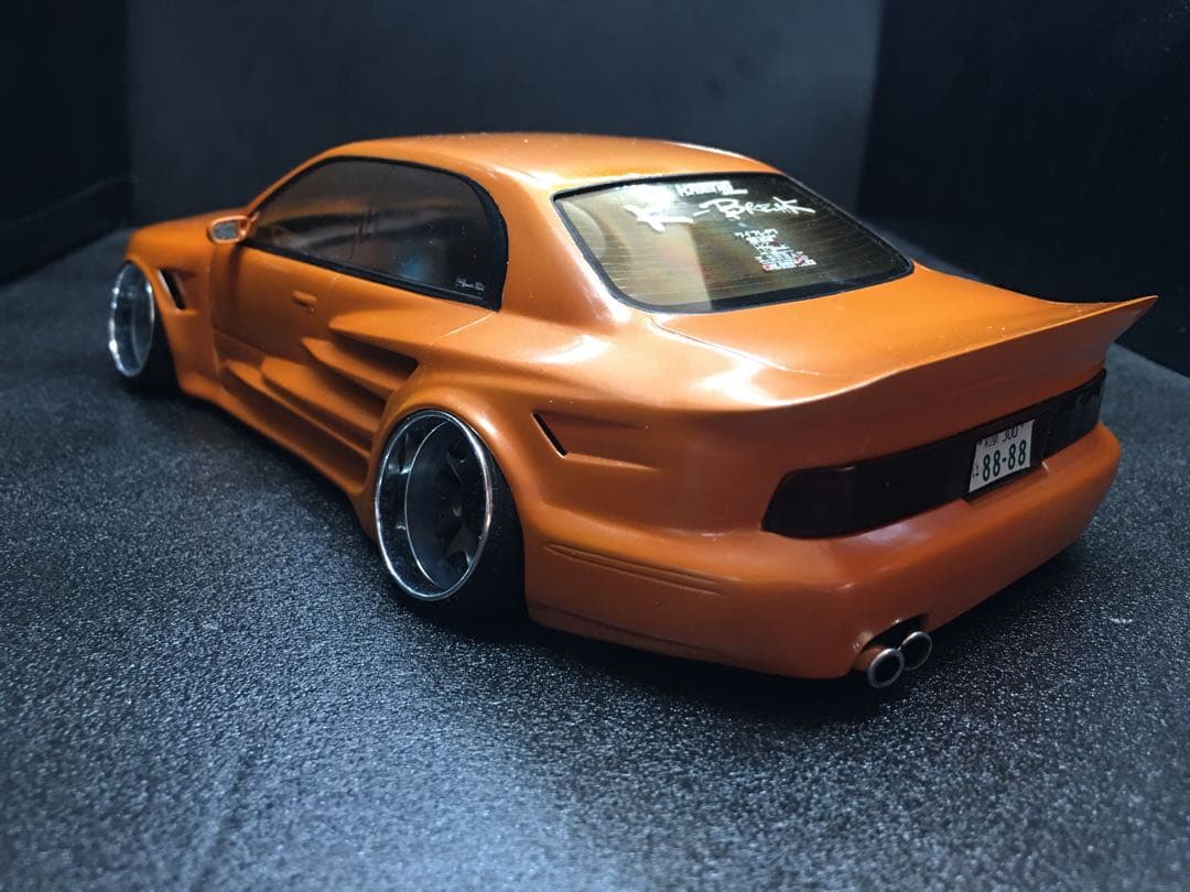 旧車プラモデル完成品アオシマクラウン１４マジェスタ