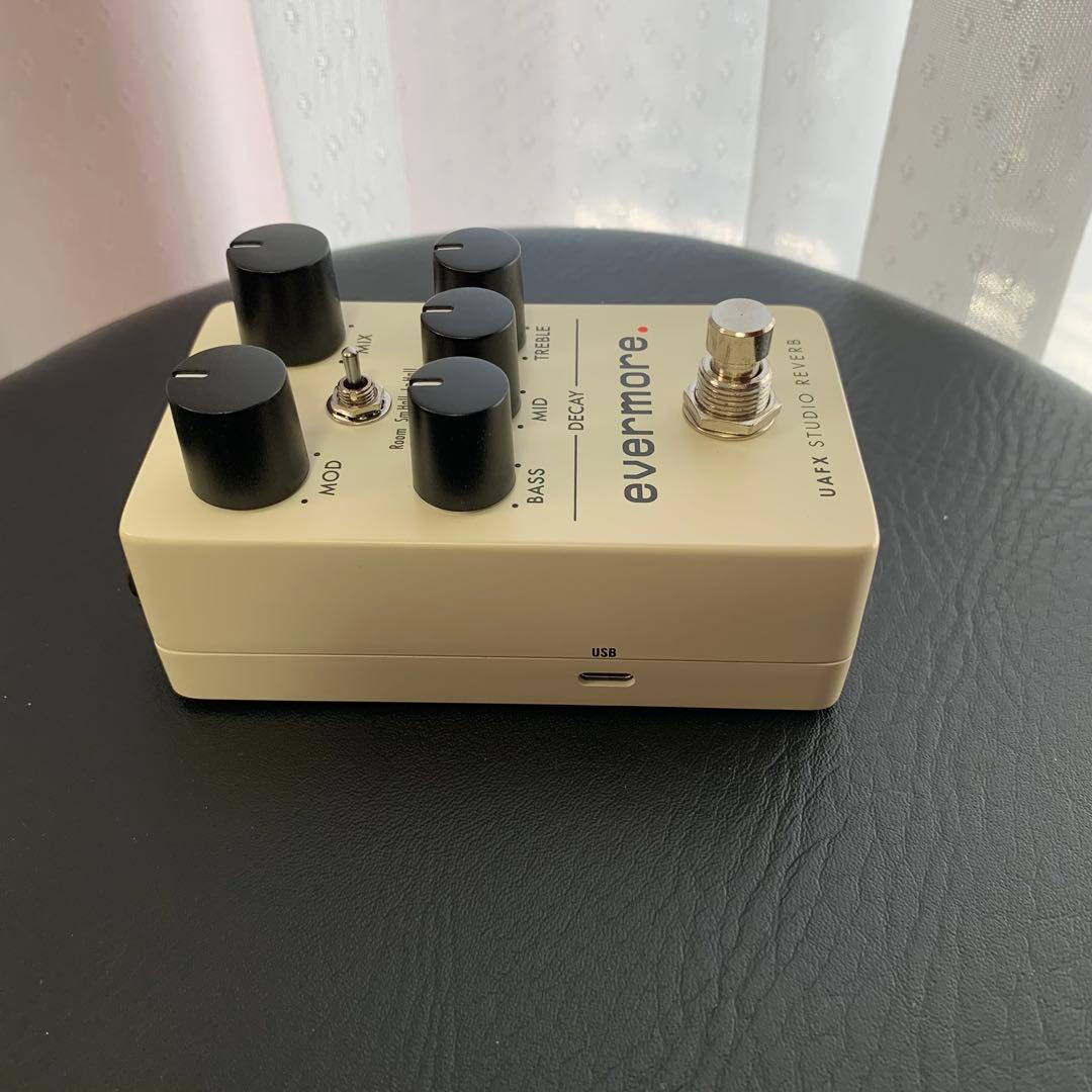 ギター Universal Audio UAFX Evermore Studio Rev