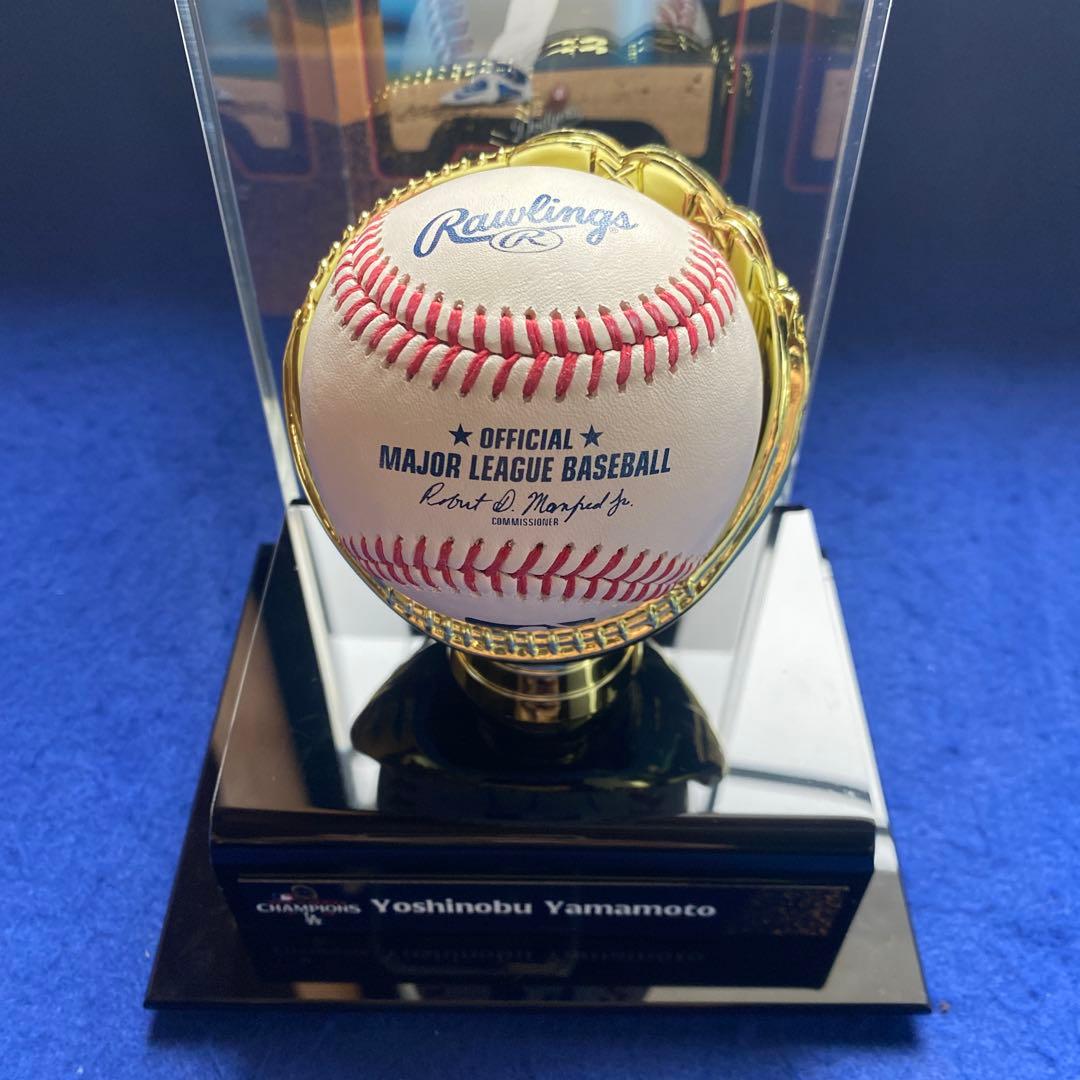 ドジャース　山本由伸投手　直筆サイン　MLB試合球　高級ディスプレイケース付
