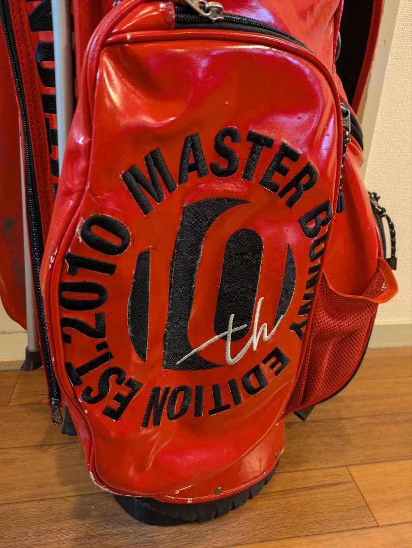 マスターバニーエディション 10周年記念 ゴルフバッグ 赤