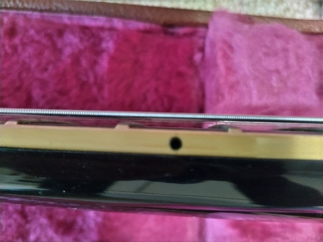 ギブソンレスポールカスタム1992年製造？ ハードケース 革製ストラップ付