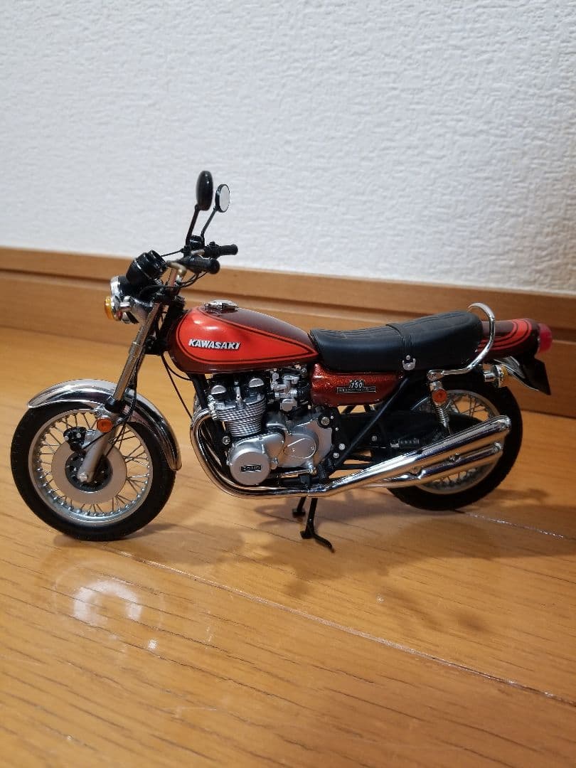 Minichamps　ミニチャンプス Z2 750 RS 1/12