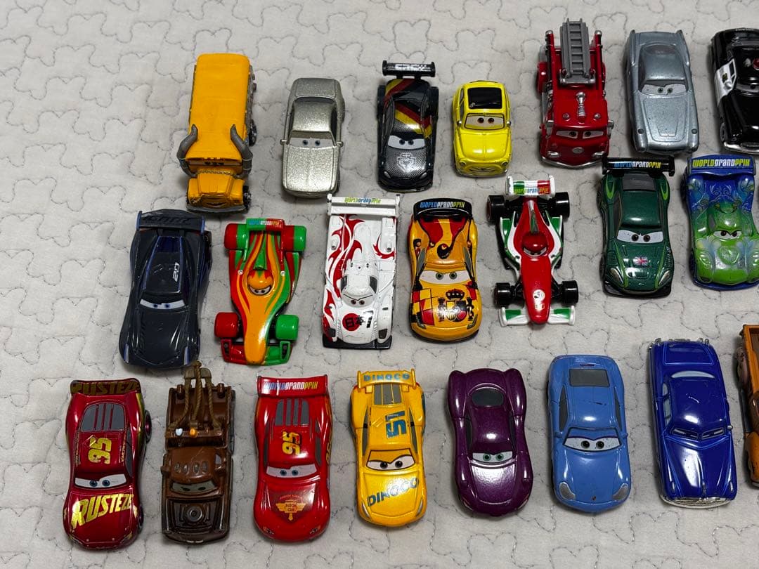 カーズ トミカ まとめ売り