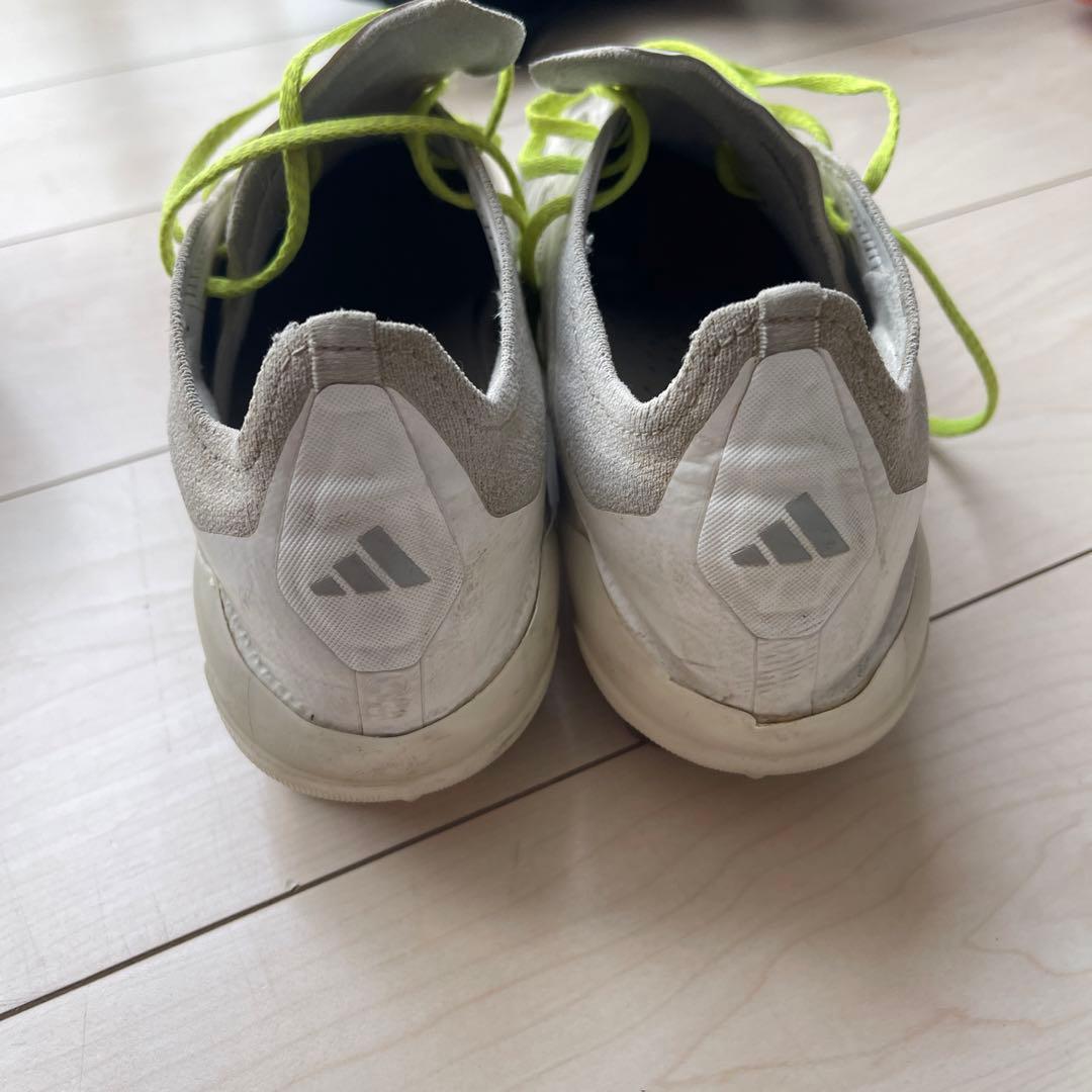 スパイク プレデター