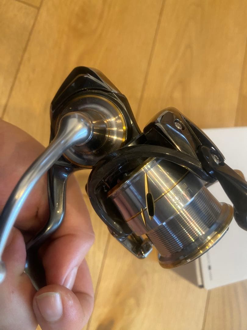 ぷらさん専用　ダイワ　20ルビアスFC LT 2000S