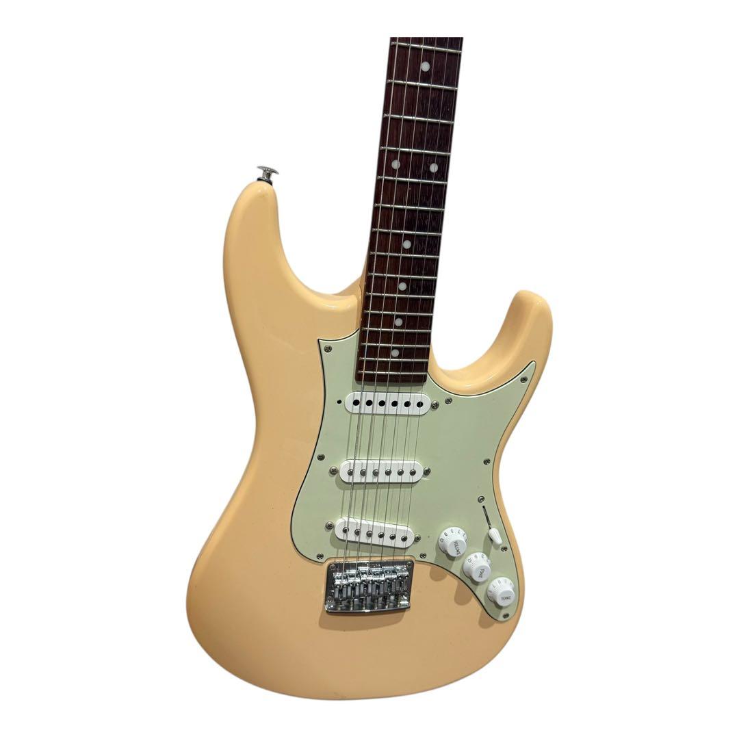 Ibanez AZES31エレキギター　ストラト