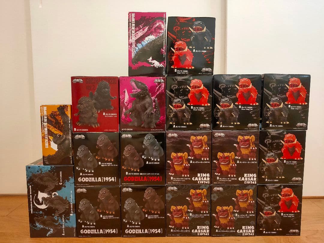 【新品】東宝怪獣(ゴジラ、ガメラ等) フィギュア まとめ売り19点