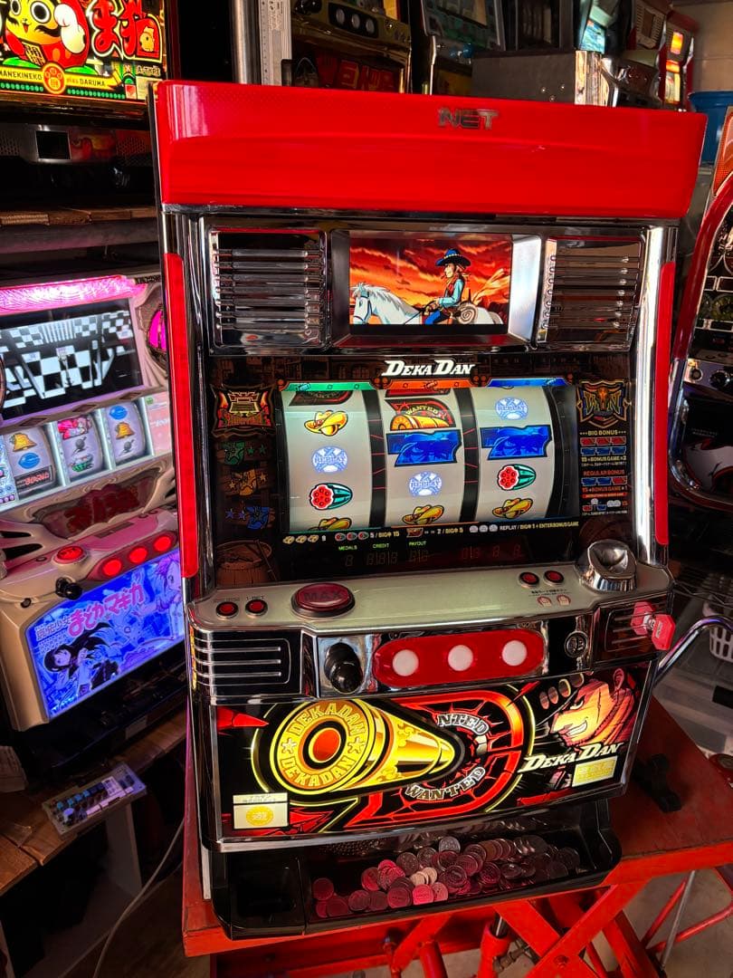 パチスロ　4号機 ネット　デカダン