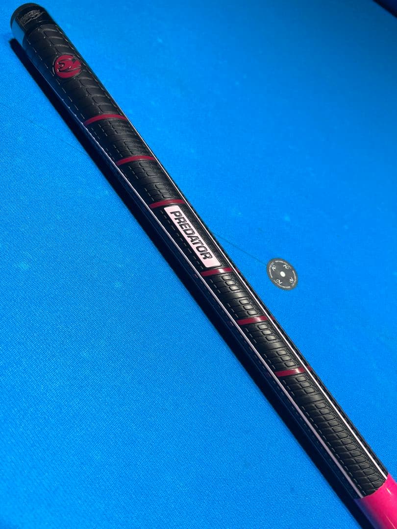 Predator BK RUSHネオンピンク　スポーツラップ　プレデター