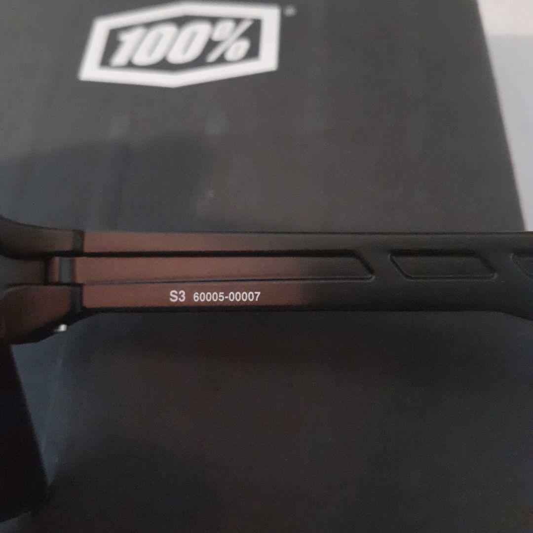 100% S3 ブラック ブルーミラーレンズ ワンハンドレッド サングラス