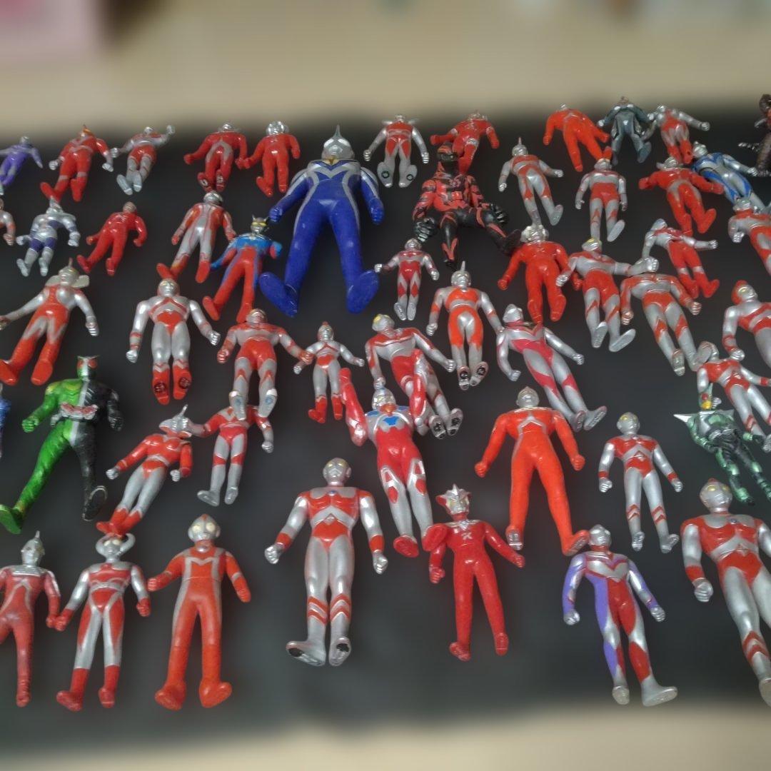 ウルトラマンソフビ人形