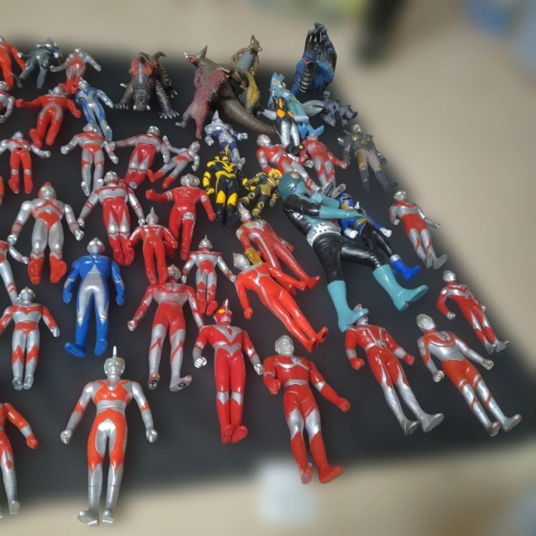 ウルトラマンソフビ人形