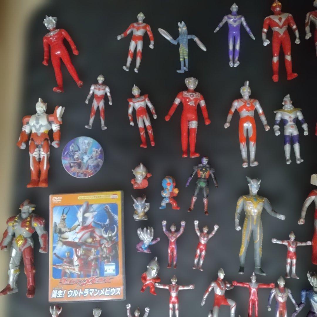 ウルトラマンソフビ人形