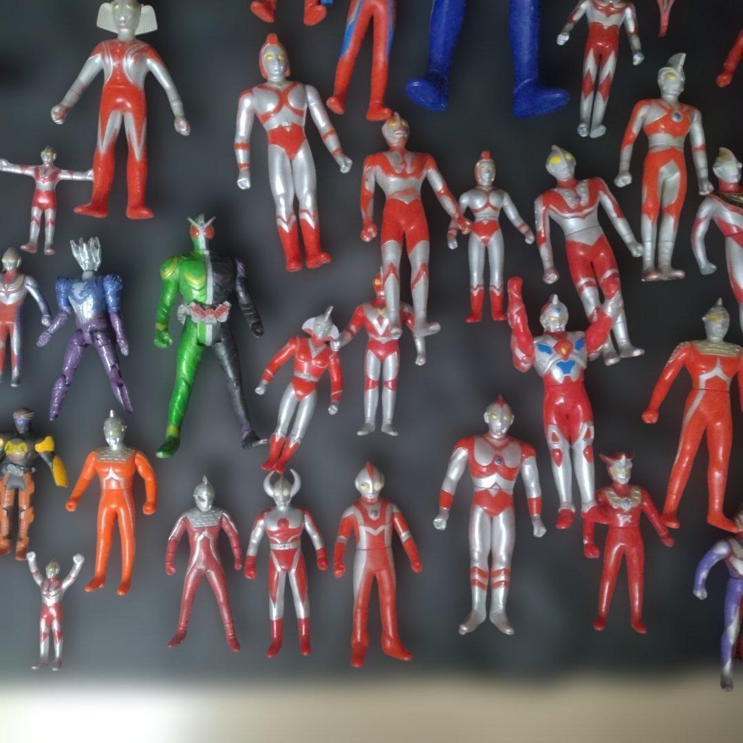 ウルトラマンソフビ人形