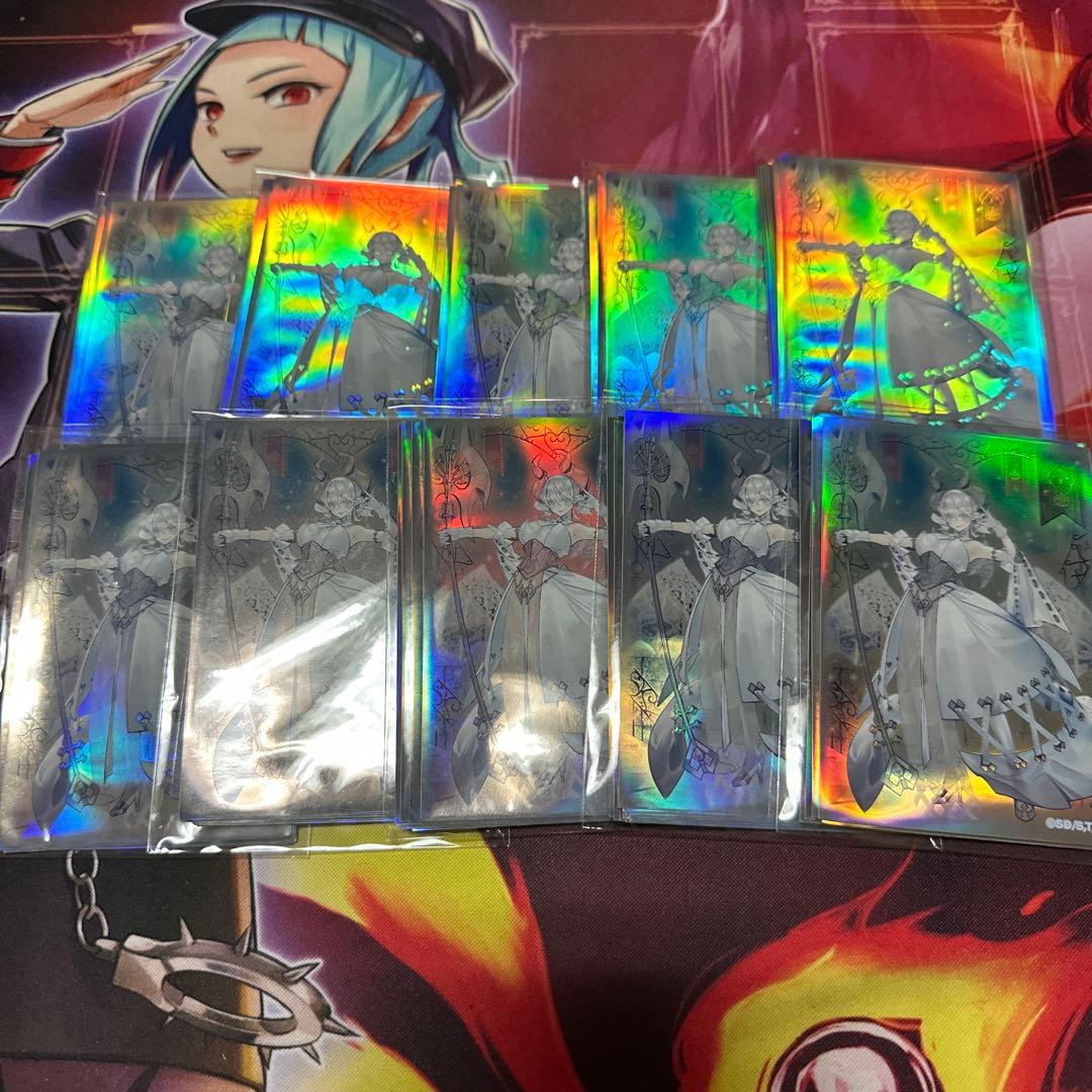 遊戯王　白銀の城のラビュリンス　スリーブ　カードプロテクター　100枚