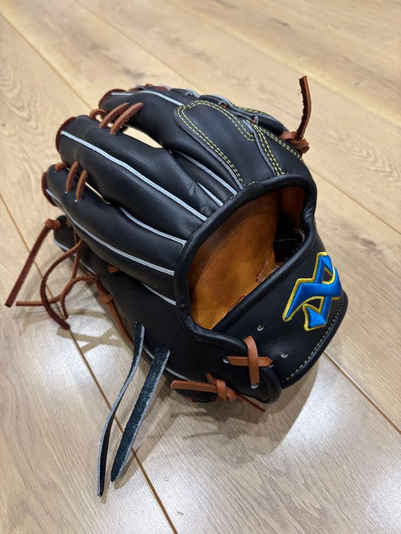 ディファイン一般硬式内野手グローブ！ほぼ新品！型付け済み！即戦力！