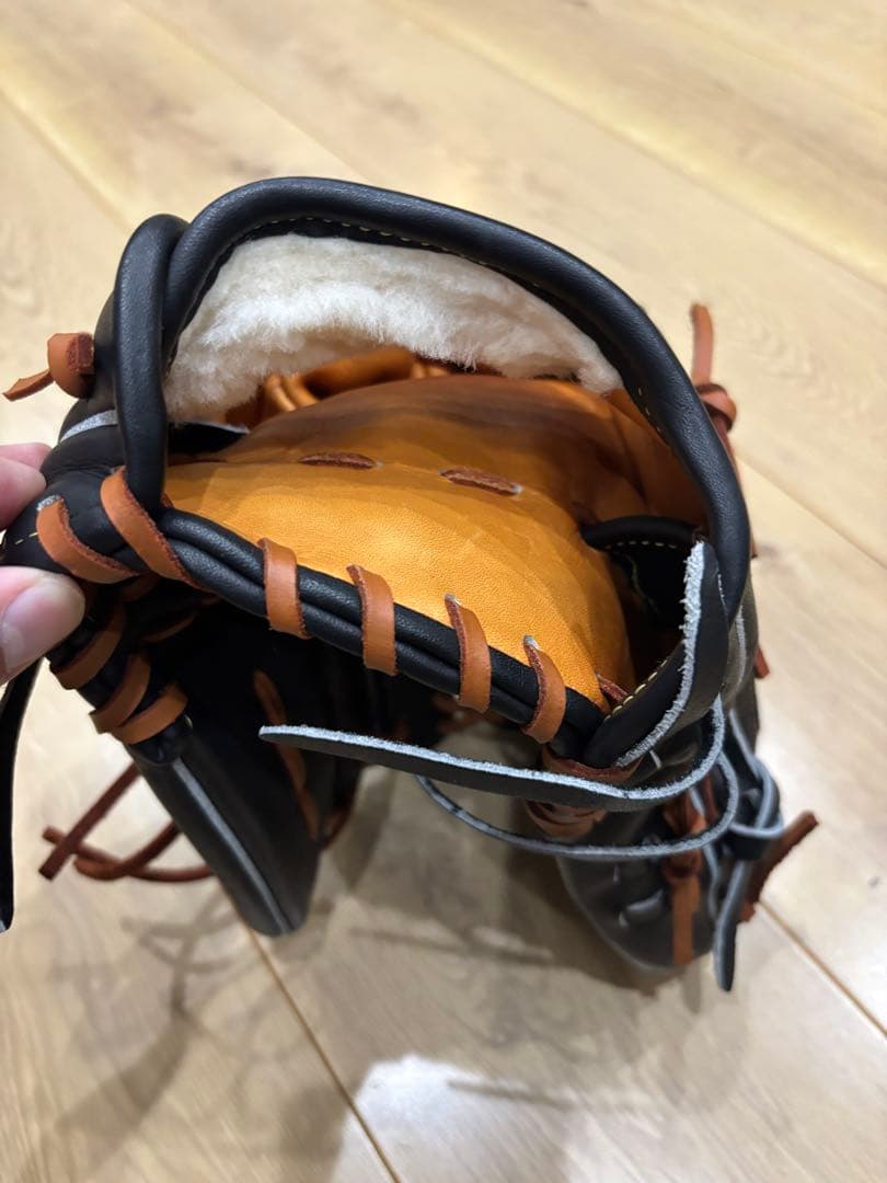 ディファイン一般硬式内野手グローブ！ほぼ新品！型付け済み！即戦力！