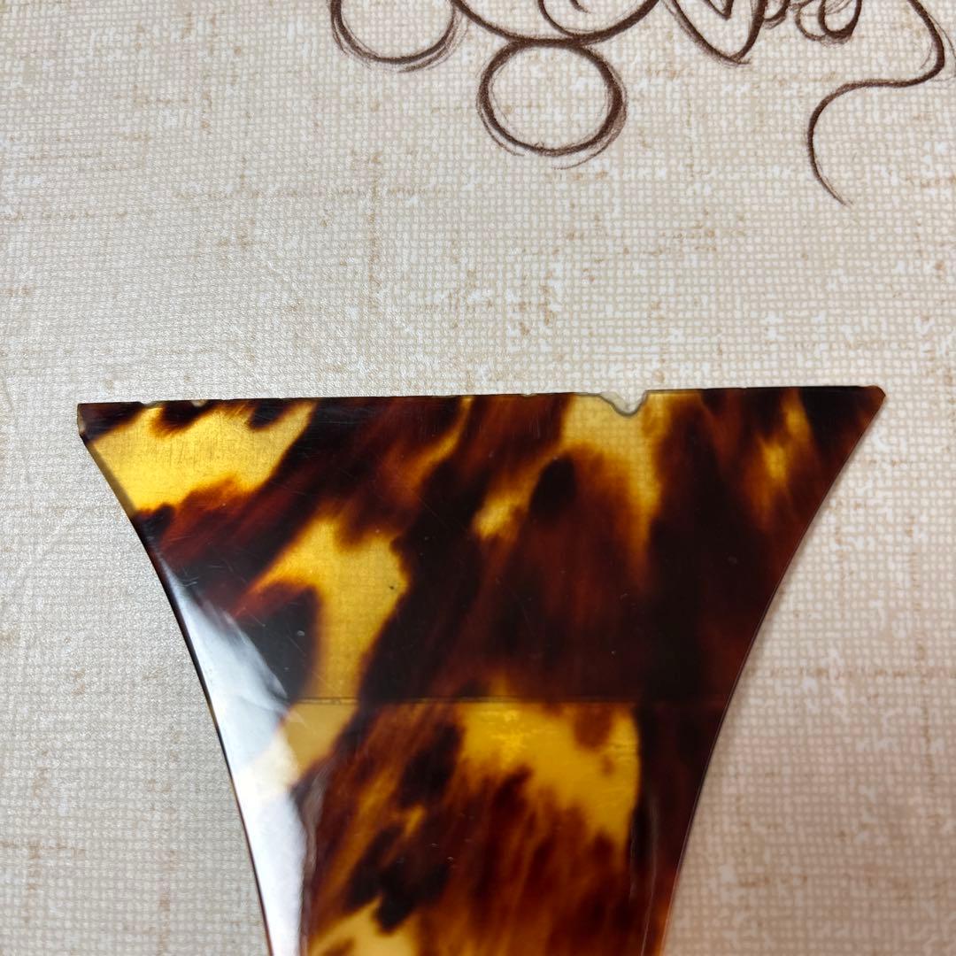 三味線　撥　バチ　一枚甲　鼈甲　天然素材　開き約9.5cm