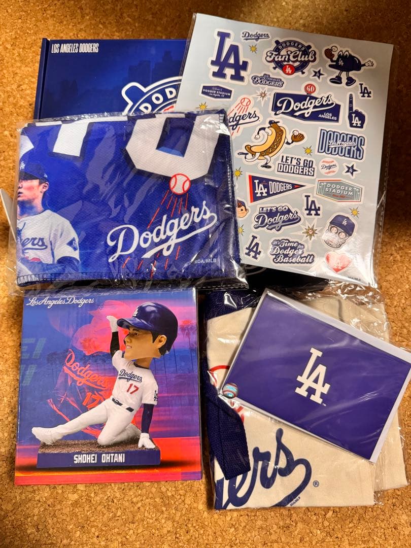 ドジャースFC入会記念グッズ【キャップのみ開封済】