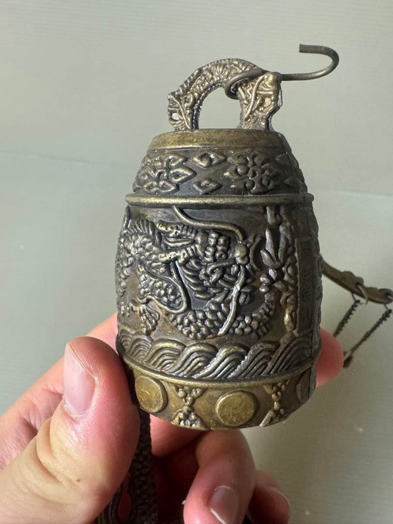 2404 中国骨董　銅器　龍鐘  吊り鐘　康熙年製銘　置物　時代物