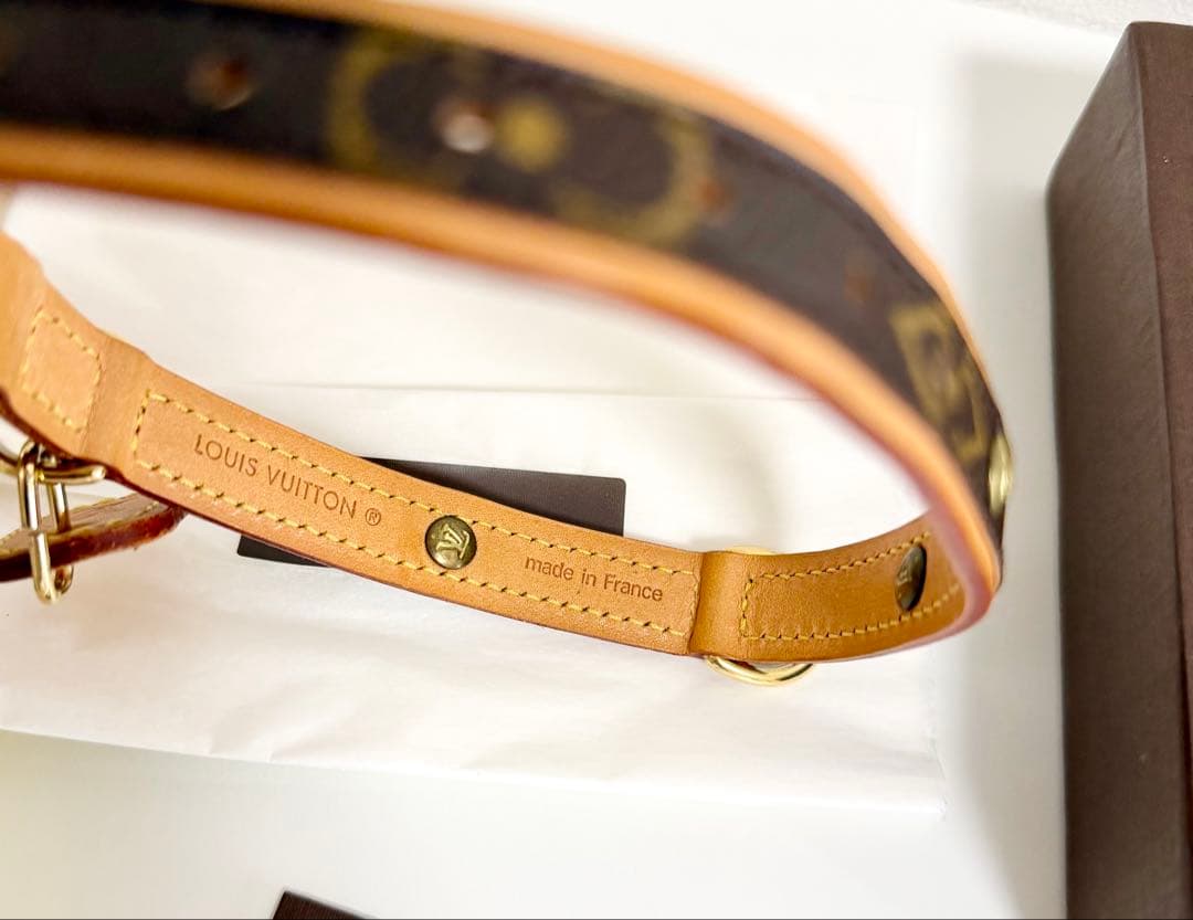 【美品】LOUIS VUITTON ルイヴィトン　首輪　モノグラム