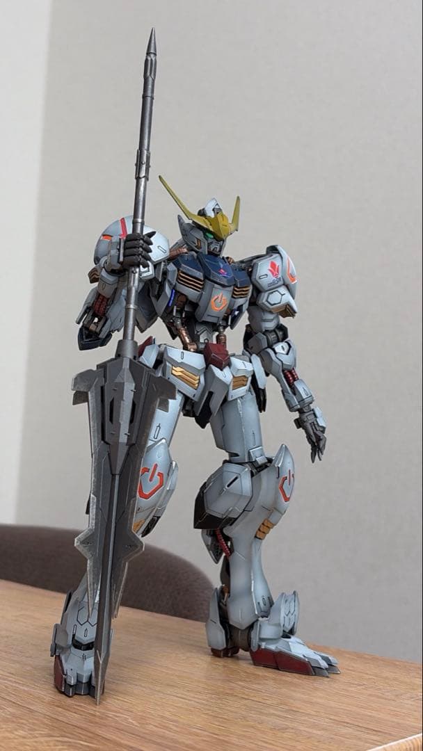 MG ガンダムバルバトス　全塗装完成品