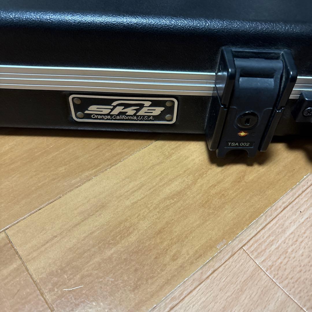SKB 66 ギターケース 鍵付き　ストラト、テレキャス