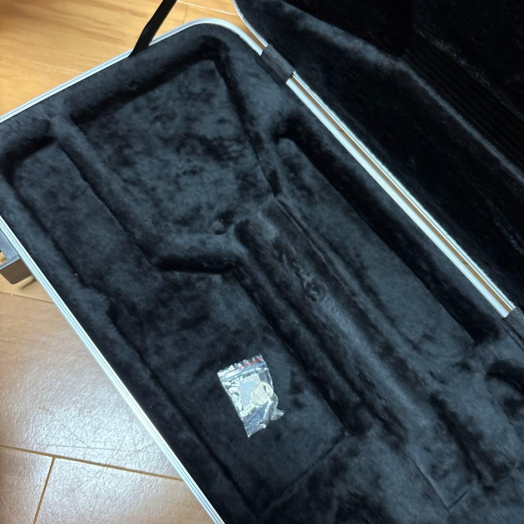 SKB 66 ギターケース 鍵付き　ストラト、テレキャス