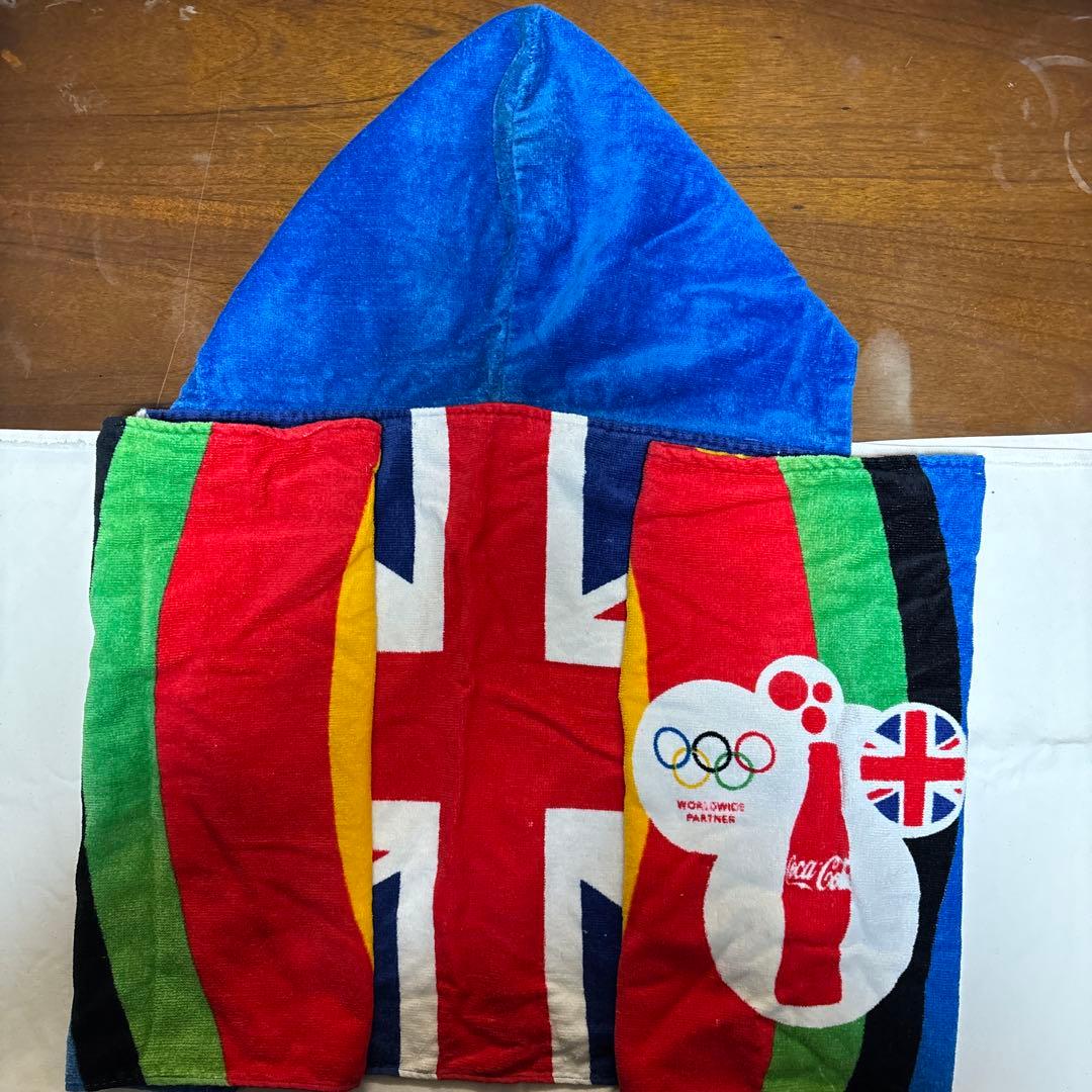 非売品　フード付きタオル コカコーラオリンピック応援イベントグッズ