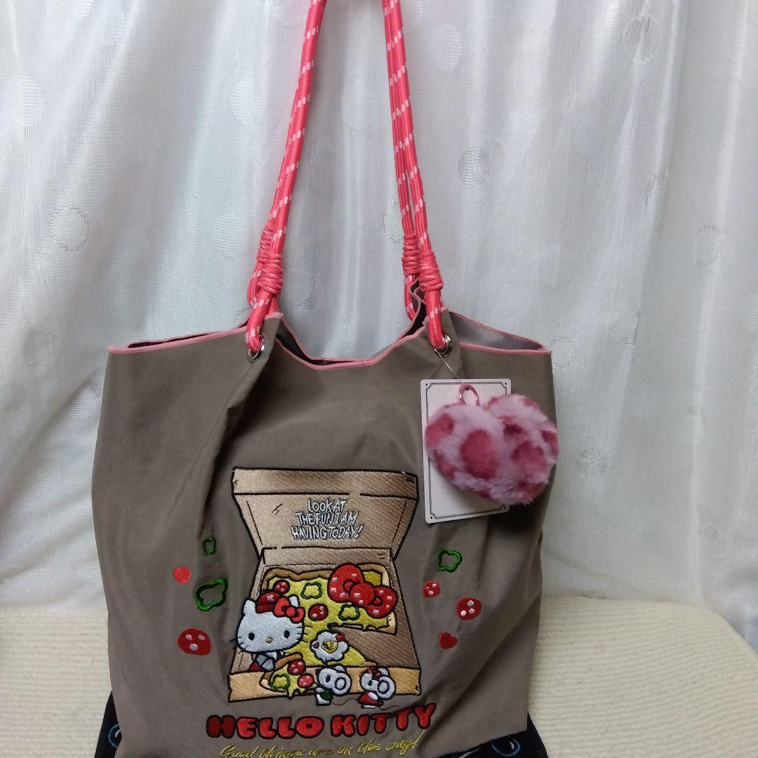 HELLO KITTY ·͜·ᰔᩚハートボンボン付きトートバッグ